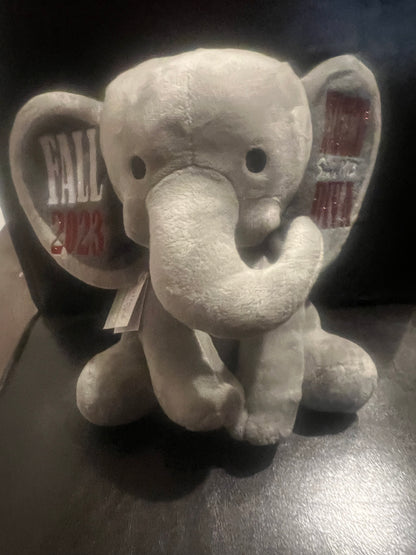 (DST) Crossing Gift-Trunk up elephant with Design
